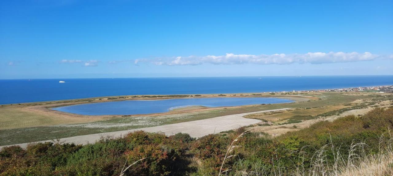 Le 246 - Duplex face à la mer pour 4 personnes, Wifi, TV full Sat, Parking Wimereux Exterior foto
